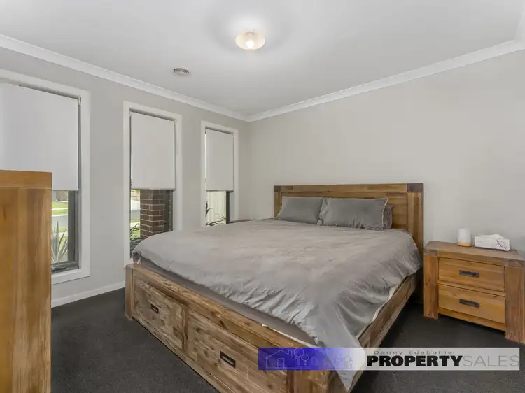 Fifth view of Homely house listing, 8 St Helena Way, Moe VIC 3825