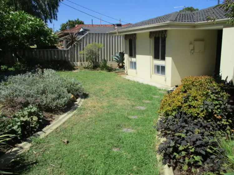 Second view of Homely house listing, 7 Chine Place, Hamersley WA 6022