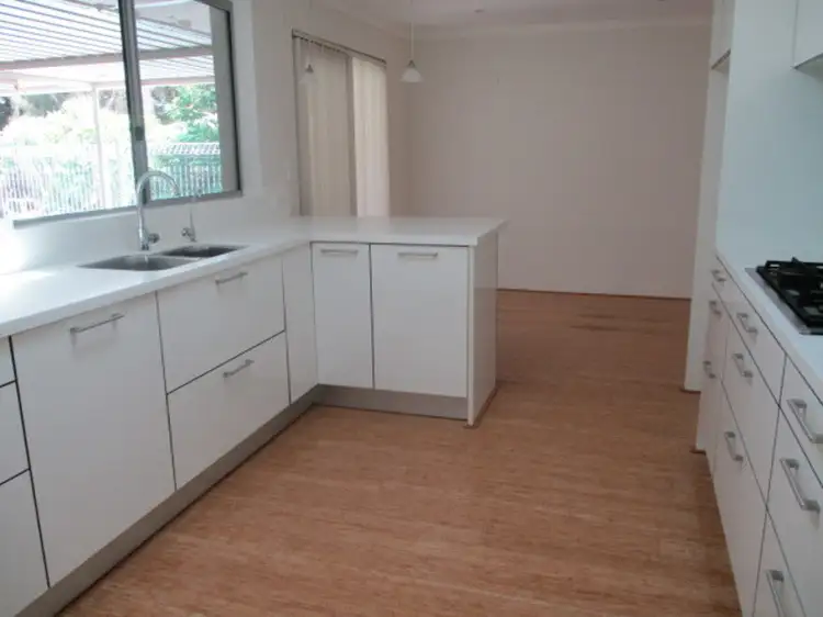 Fourth view of Homely house listing, 7 Chine Place, Hamersley WA 6022