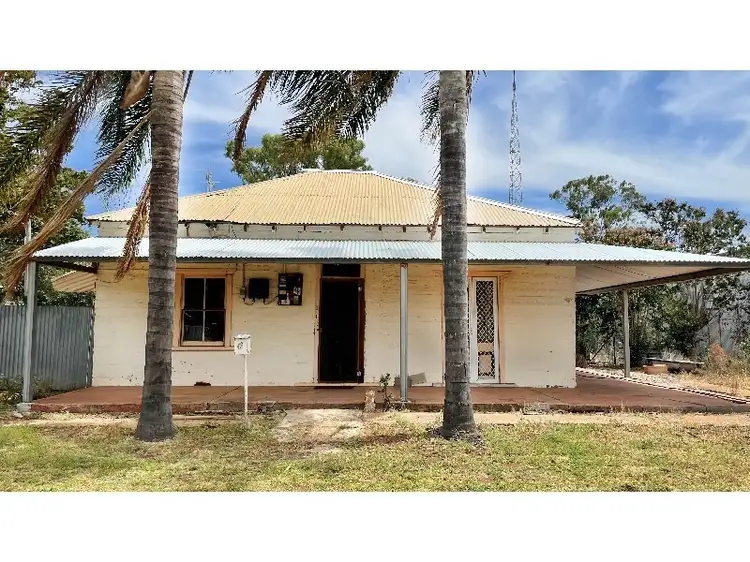 2 Sixth Ave, Narromine NSW 2821