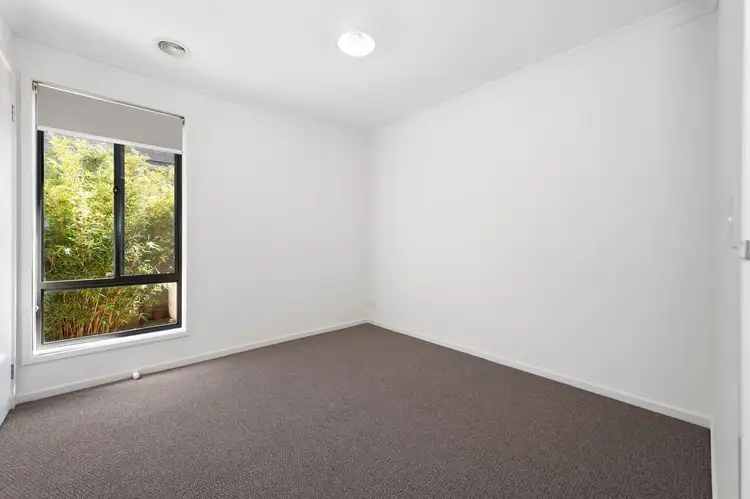 Sixth view of Homely house listing, 10 Glade Drive, Wallan VIC 3756