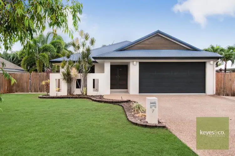 7 Anchorage Circuit, Bushland Beach QLD 4818