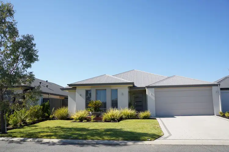 Second view of Homely house listing, 29 Holbeck Way, Baldivis WA 6171