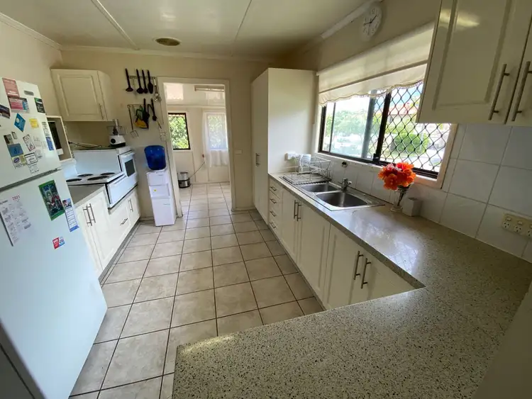 Sixth view of Homely house listing, 8 Drysdale Street, Wynnum West QLD 4178