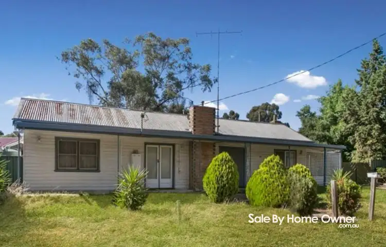 37 Paterson Street, Quarry Hill VIC 3550
