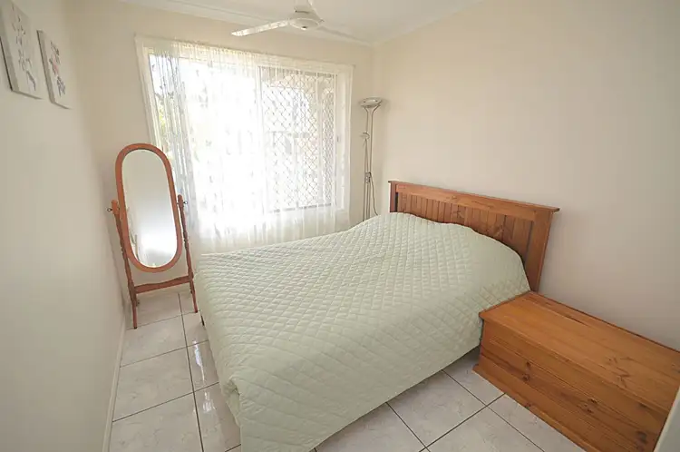 Second view of Homely house listing, 7 Pharlap Court, Point Vernon QLD 4655