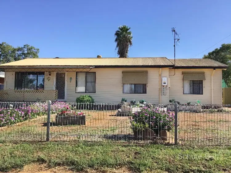 199 Cathundril St, Narromine NSW 2821