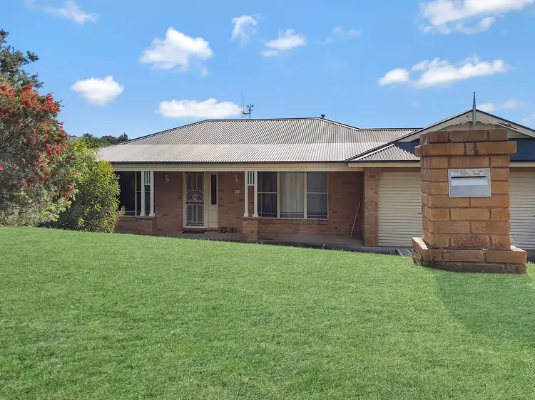 41 Endurance Court, Llanarth NSW 2795