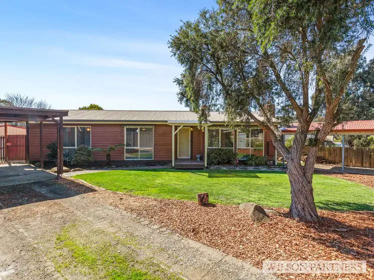 30 LAMB STREET, Kilmore VIC 3764
