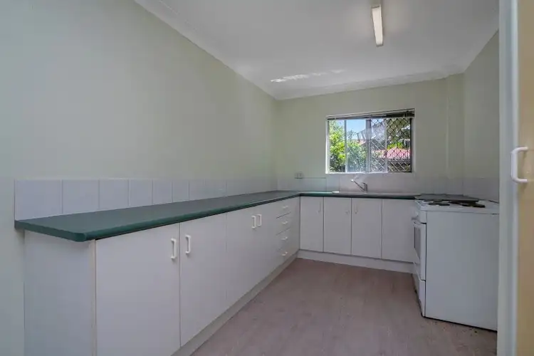 Sixth view of Homely unit listing, 4/24 Stevens Street, Southport QLD 4215