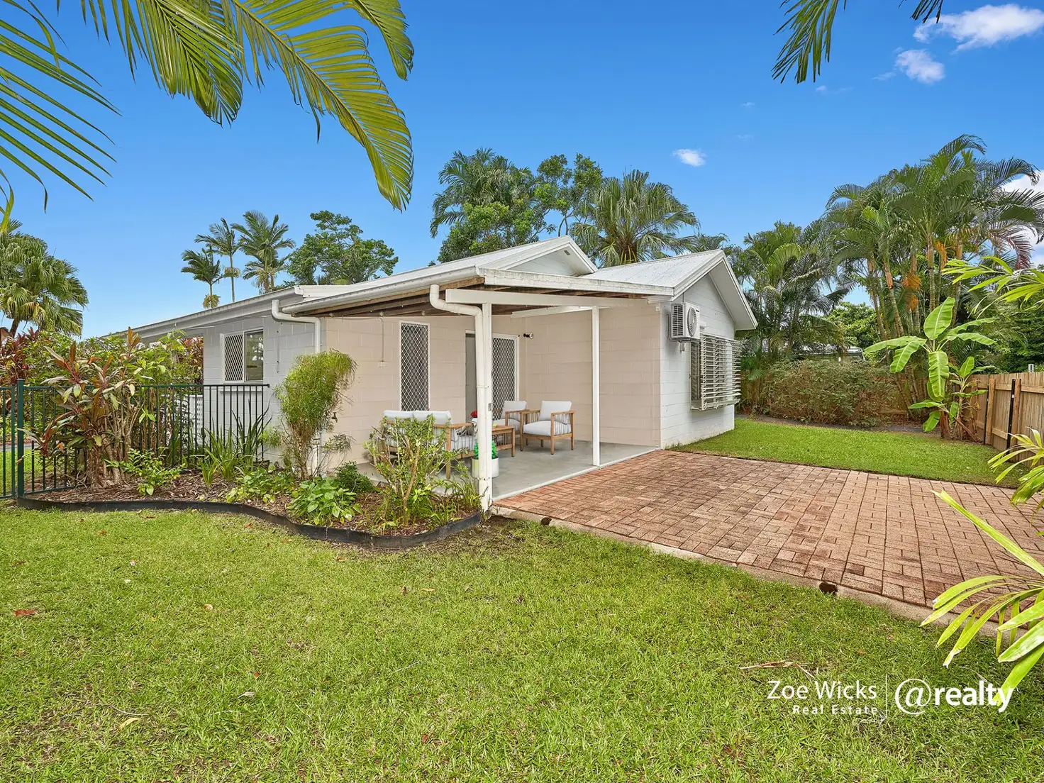 Main view of Homely villa listing, 3/5-6 Seary Close, Whitfield QLD 4870