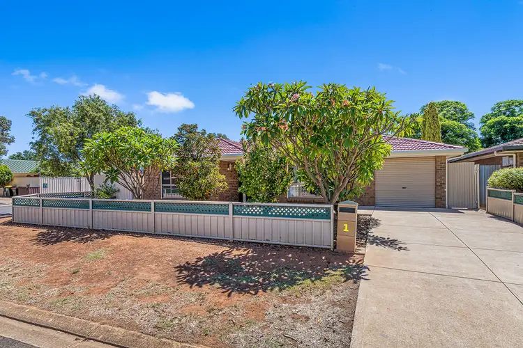 1 Harwood Place, Andrews Farm SA 5114