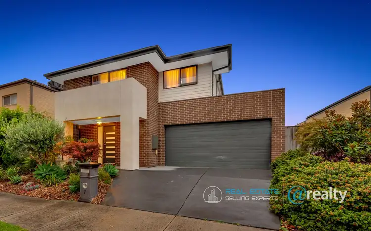 7 Springleaf Avenue, Clyde North VIC 3978