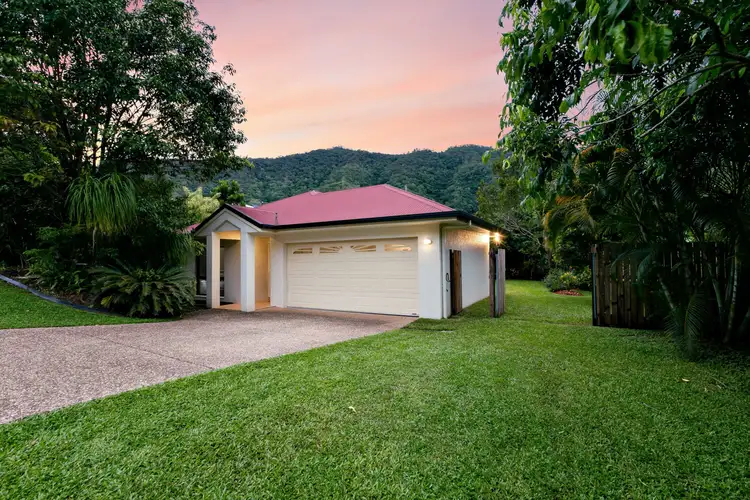 17 Ellie Banning Close, Redlynch QLD 4870