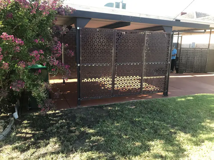 Fifth view of Homely unit listing, Unit 1/4 Caraselle Avenue, Wangaratta VIC 3677