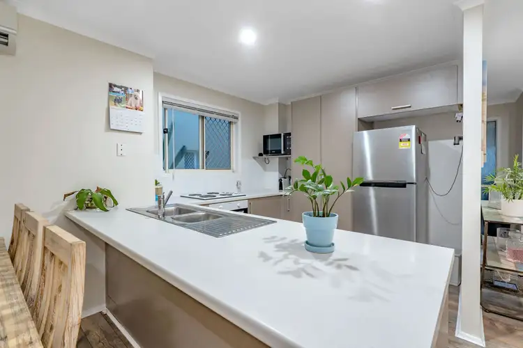 Sixth view of Homely house listing, 5/102-104 Alexander Drive, Highland Park QLD 4211