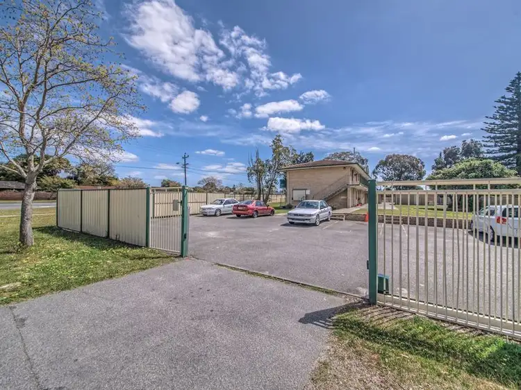 Main view of Homely apartment listing, 2/252 Spencer Road, Thornlie WA 6108