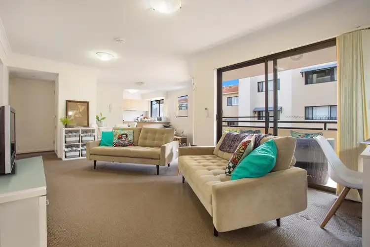 Main view of Homely unit listing, 6/37 Dixon Street, Coolangatta QLD 4225