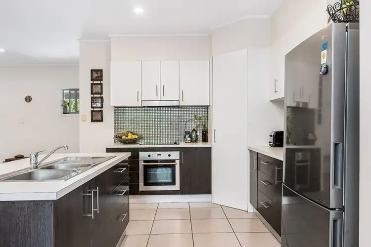 Sixth view of Homely townhouse listing, 2/92 Rajah Road, Ocean Shores NSW 2483