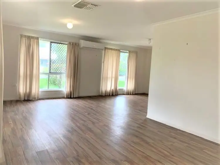 Sixth view of Homely house listing, 11 Cardinal Drive, Emerald QLD 4720