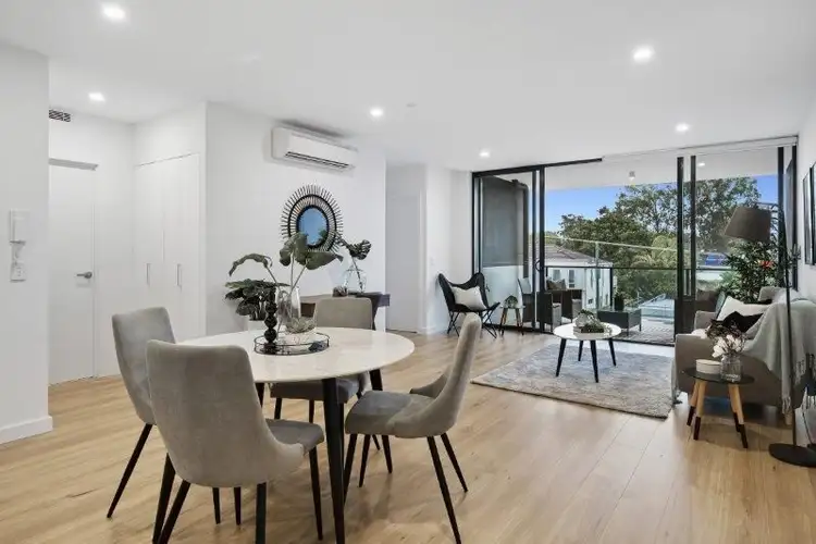 Sixth view of Homely unit listing, 302/137 Eugaree Street, Southport QLD 4215
