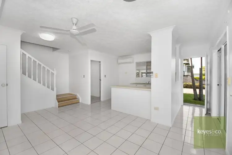 Third view of Homely unit listing, 1/25 Cavendish Street, Pimlico QLD 4812