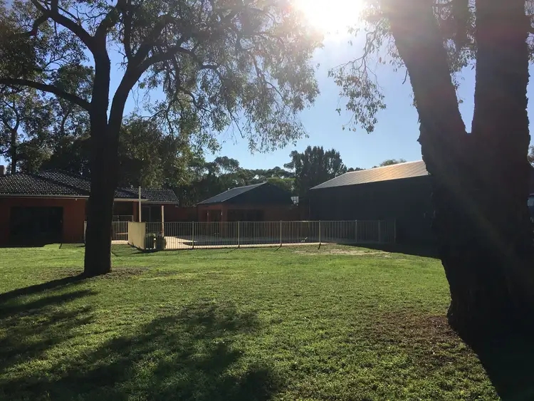 288 Lakes road, Greenfields WA 6210