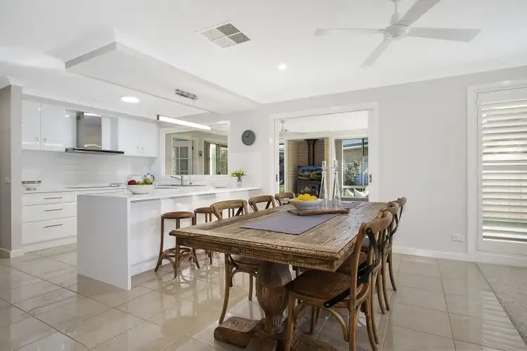 Fifth view of Homely house listing, 11 Borland Circuit, Wodonga VIC 3690
