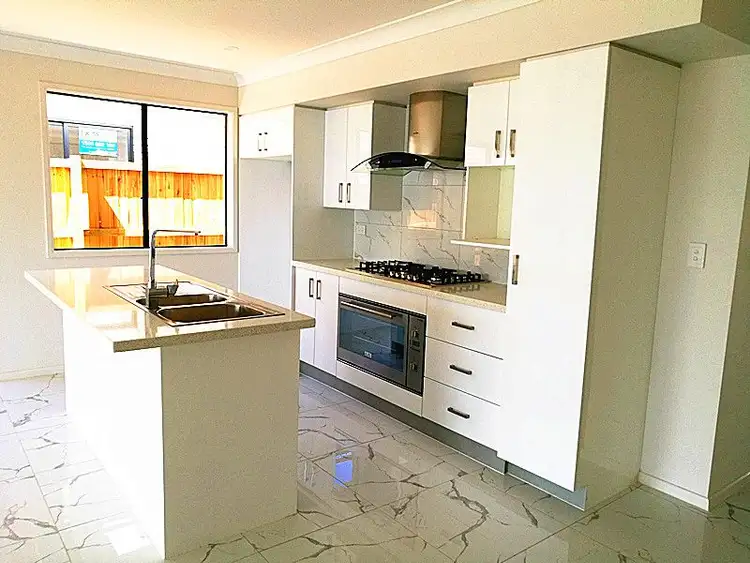 Seventh view of Homely house listing, 18 Vargon Cct, Holmview QLD 4207