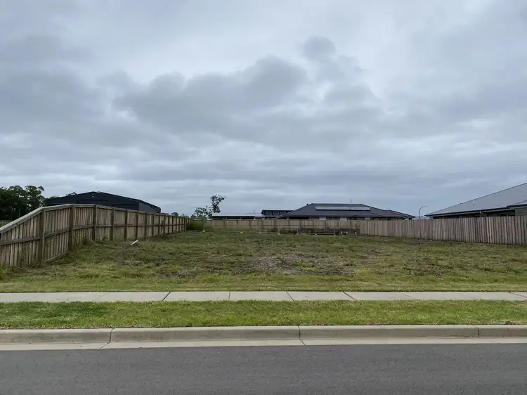 9 Maya Drive, Medowie NSW 2318
