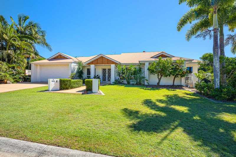 2 Seahorse Court, Banksia Beach QLD 4507
