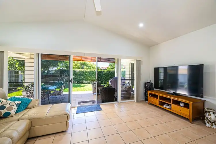 Sixth view of Homely house listing, 2 Seahorse Court, Banksia Beach QLD 4507