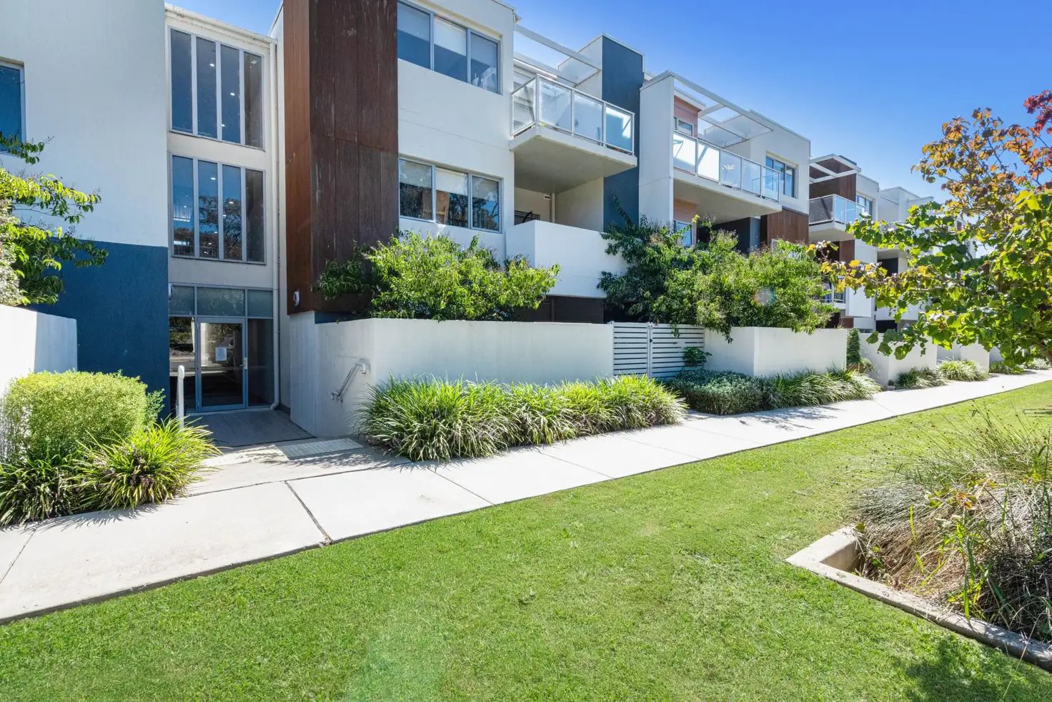 Main view of Homely apartment listing, 19/4 Thadoona St, Crace ACT 2911