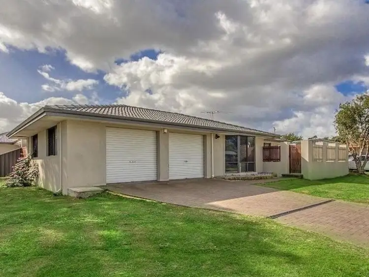 Second view of Homely house listing, 2 Napier Place, Brookdale WA 6112