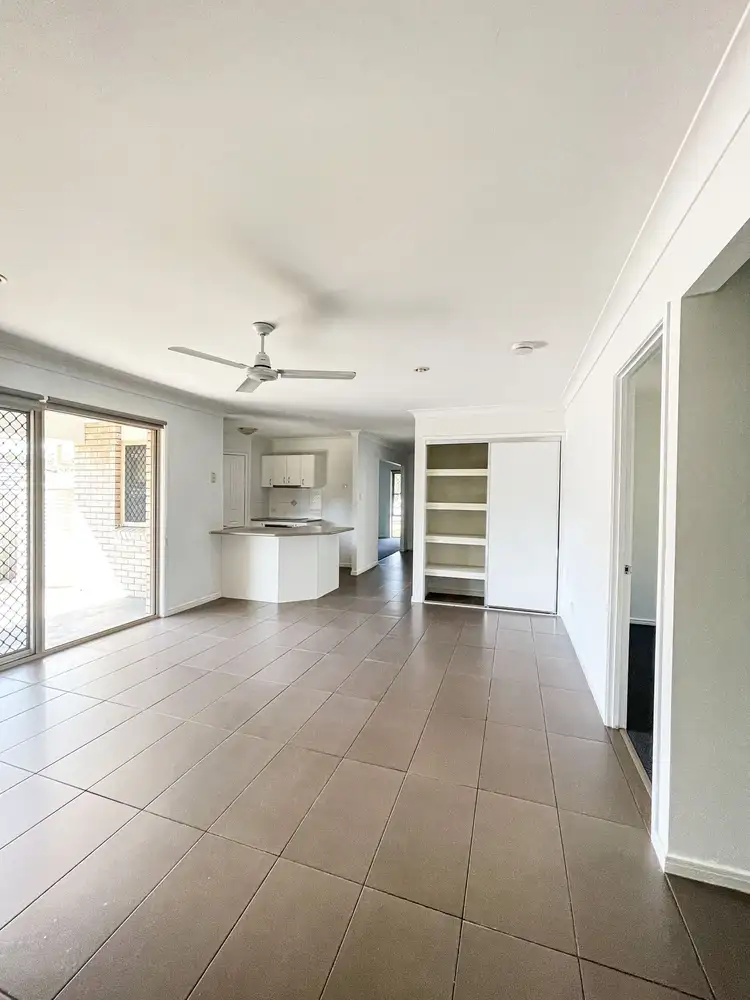Seventh view of Homely house listing, 8 Somerset Terrace, Holmview QLD 4207