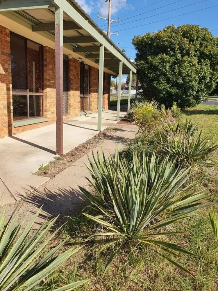 Main view of Homely townhouse listing, 2 Bradbury Place, Karabar NSW 2620