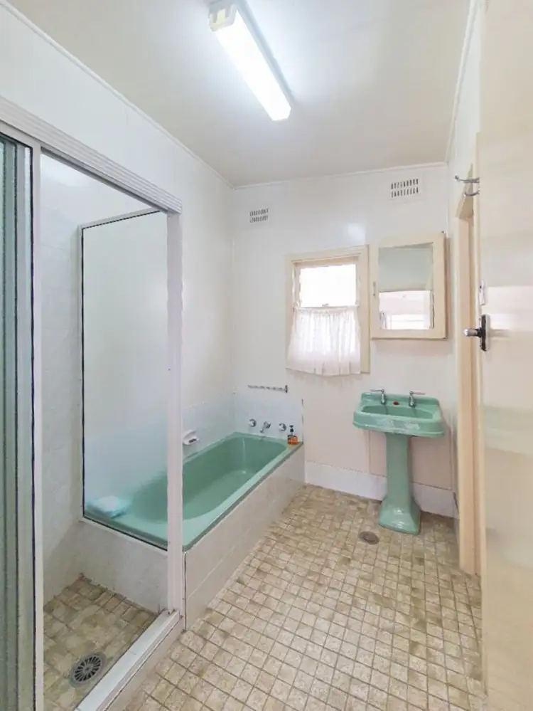 Fifth view of Homely house listing, 7 Raglan Street, South Bathurst NSW 2795
