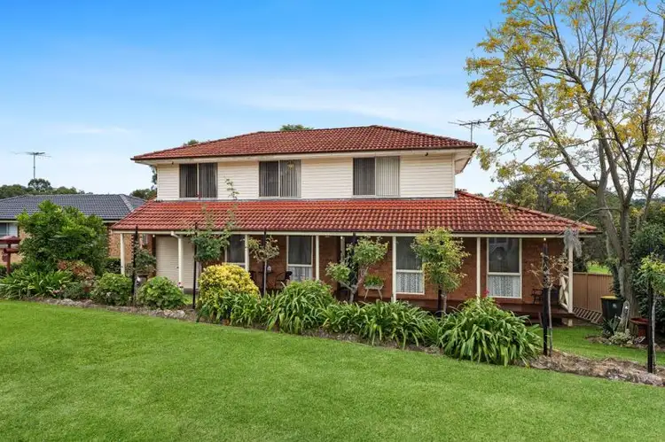 6 Sauternes Place, Eschol Park NSW 2558