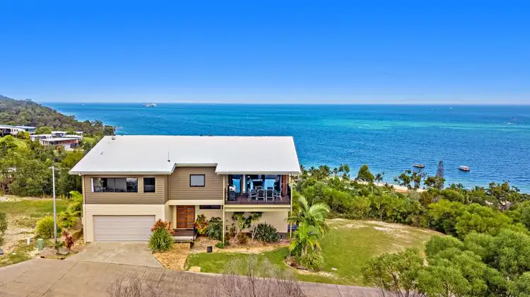 3 Coral Crescent, Tangalooma QLD 4025