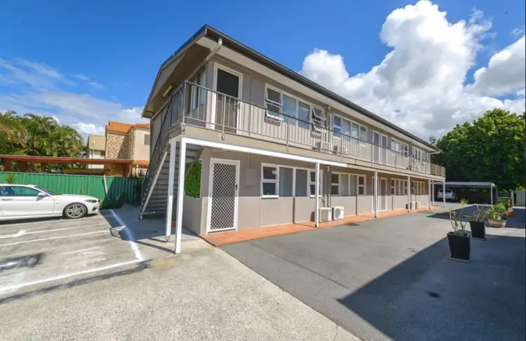 1-8/144 Frank Street, Labrador QLD 4215