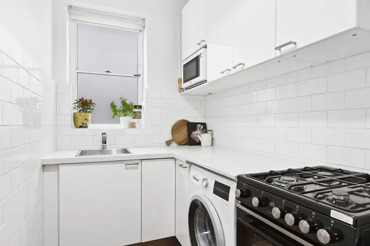 Fourth view of Homely apartment listing, 3/96 Elizabeth Bay Road, Elizabeth Bay NSW 2011