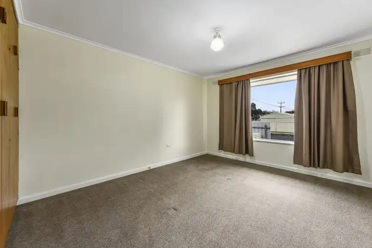 Sixth view of Homely house listing, 1 Plover Street, Mount Gambier SA 5290