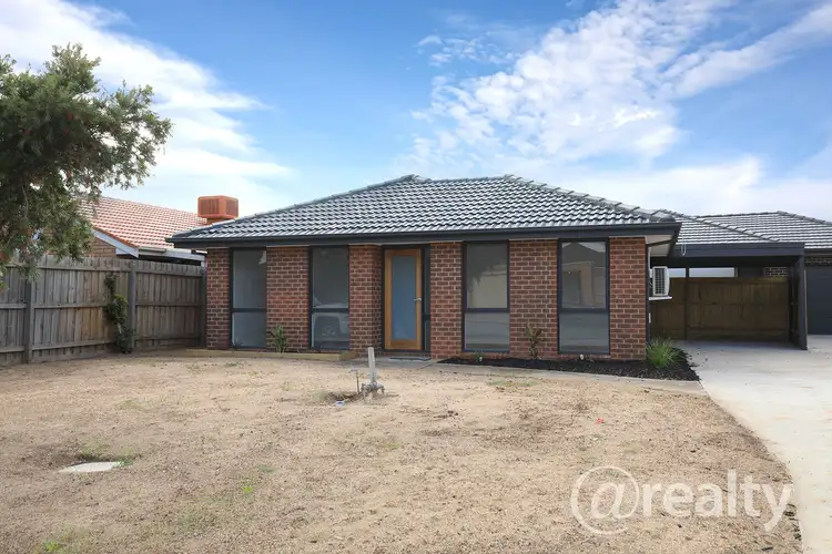 10 Maplehurst Avenue