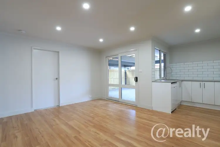 Fifth view of Homely unit listing, 1/10 Maplehurst Avenue, Hoppers Crossing VIC 3029