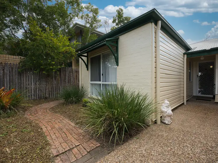 11 Rosella Street, Loganlea QLD 4131