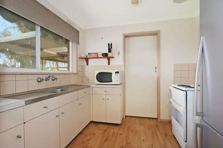 Fourth view of Homely unit listing, 2/426 Ross Circuit, Lavington NSW 2641