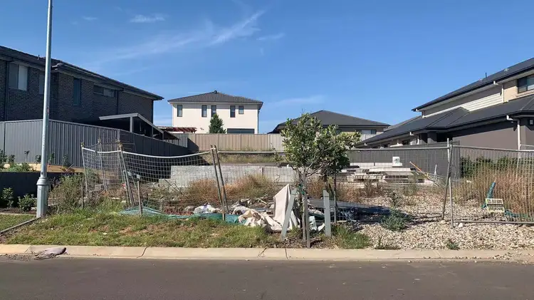 18 Parsons Grove, Oran Park NSW 2570