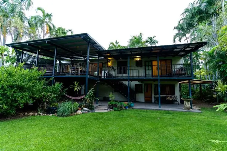 8 Earl Place, Millner NT 810