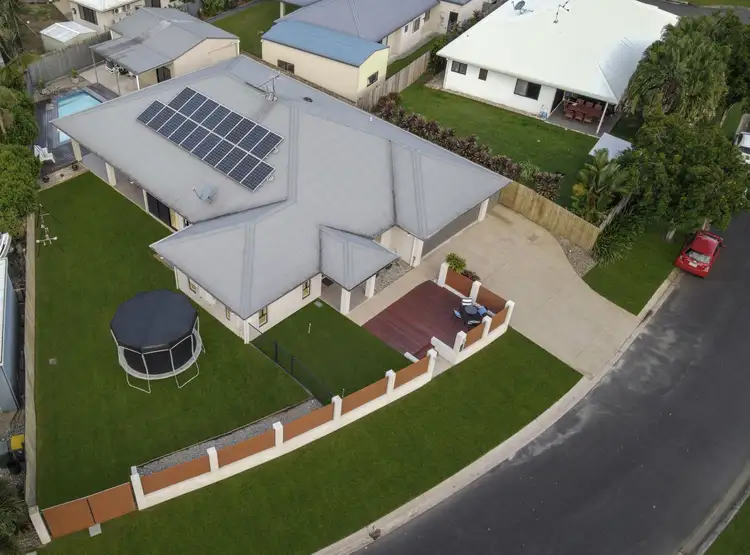 17 McBride Street, Redlynch QLD 4870