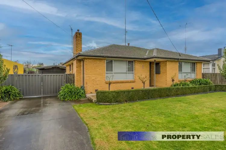2 Castle Street, Moe VIC 3825